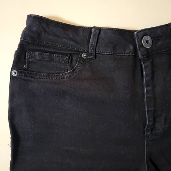 Maurices Women's High Rise Black Denim Jeans - Picture 11 of 15